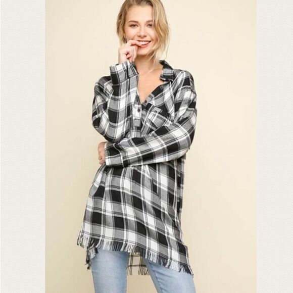 Take 50% OFF- Umgee Button-Down Women's Plaid Shirt, Size-S - Picture 1 of 8